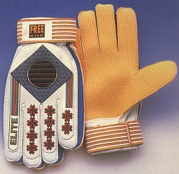 goalkeeper-gloves10.jpg (26468 bytes)